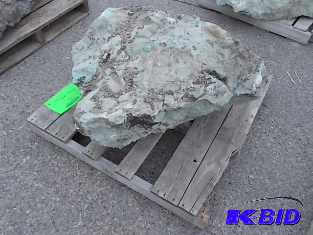 lot 138 image: Boulder