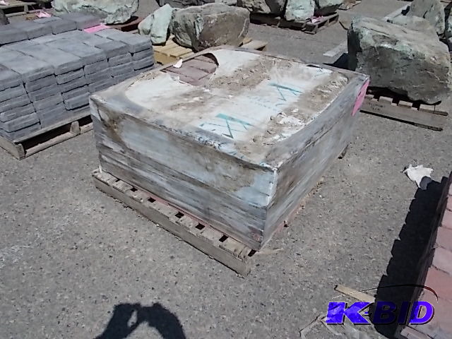 lot 143 image: Pavers
