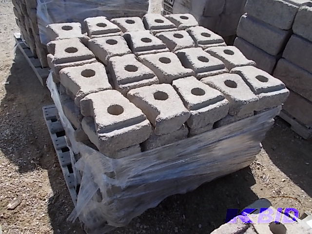 lot 155 image: Block