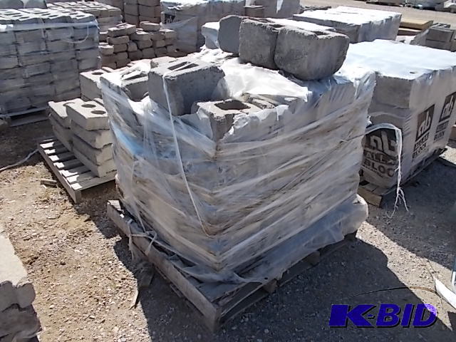 lot 182 image: Block