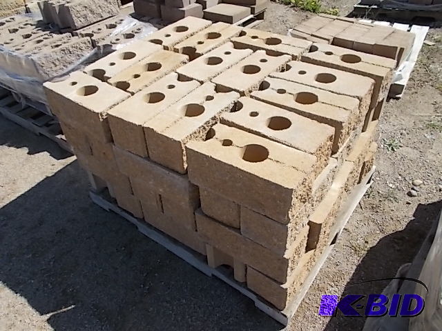 lot 193 image: Block