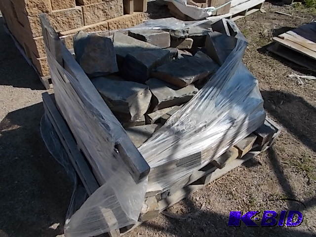 lot 194 image: Ledge Stone