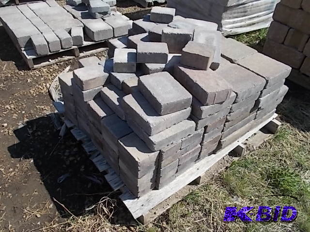 lot 240 image: Pavers
