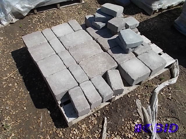 lot 241 image: Block