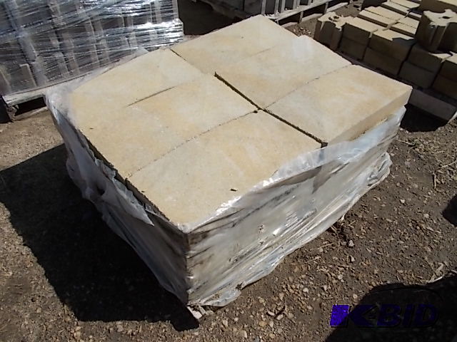 lot 255 image: Block