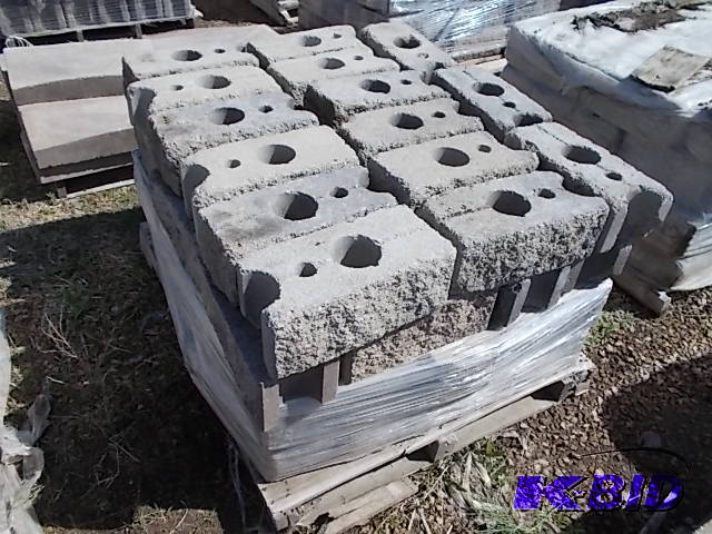 lot 277 image: Block