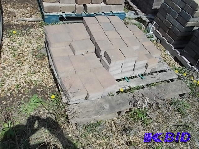 lot 287 image: Pavers