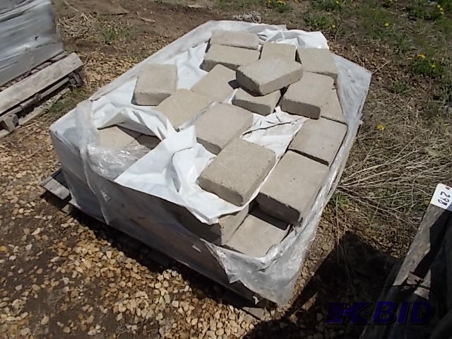 lot 297 image: Pavers