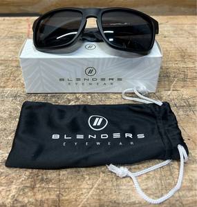 Blenders Eyewear Float2o TideSpark Matte Black Polarized Smoke Msrp $59.99