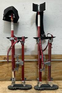 Metaltech 24in.-40in. Pair Drywall Stilts, 225-lb. Capacity, Model# I-BMDS2440 #58615 Msrp $319.99 see description