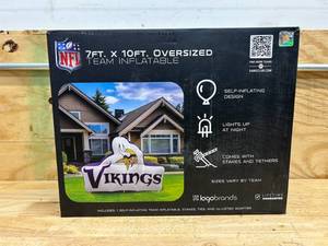 Logo Brands Minnesota Vikings Pre-Lit 7 x10  Team Inflatable