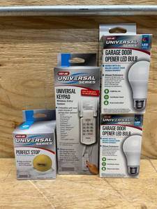Genie Universal Series products (lot of 4)