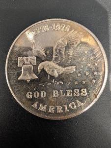 God Bless America Bicentennial 1 oz .999 Fine Silver Round 1776-1976
