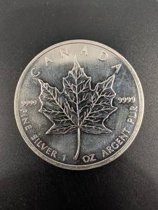Canada Silver Maple Leaf 1 Oz .9999 Fine Silver Coin - 5 Dollars