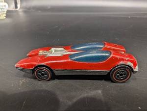 Hot Wheels Split Image 1968 Die-Cast Car - Mattel Hong Kong