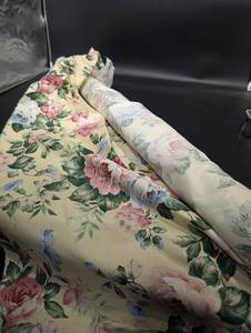 Floral Upholstery Fabric Remnant - Large Bloom Print
