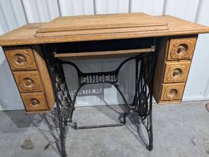 Vintage Singer Sewing Machine Cabinet Vanity Desk with Carved Oak Front