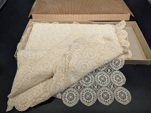 Crochet Lace Trim - Circular Doily Medallion Runner, Rolled Lace