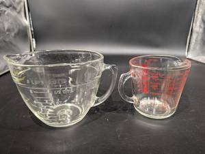 Pyrex Glass Measuring Cups (Lot of 2) - 8-Cup2 Qt Embossed Clear Cup & 4-Cup1 L Red Scale