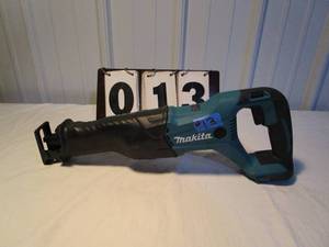 Makita Cordless Reciprocating Saw - #XRJ04 - tool only
