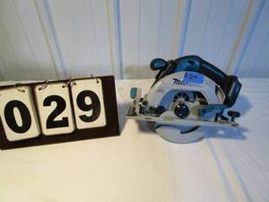 Makita 6.5 Cordless Circular Saw #XSH03 - tool only