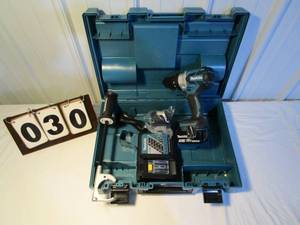 Makita 18V Cordless 12 Hammer Driver Drill Kit #XPH07