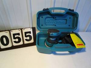 Makita 6 Random Orbit Sander #B05030