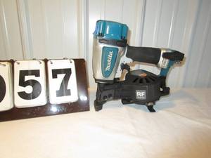 Makita Pneumatic Roofing Coil Nailer #AN454