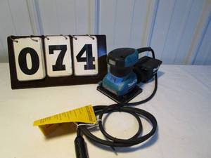 Makita 14 Sheet Finishing Sander