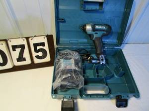 Makita 12V Cordless Impact Driver Kit #DT03
