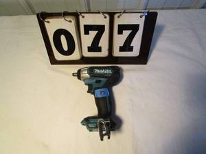 Makita 38 LXT Subcompact Impact Wrench #XWT12 - tool only