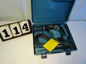 Makita 1-18 Rotary Hmmer Drill #HR2811F