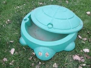 Little Tikes Green Turtle shaped sa...