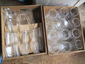 Huge lot of fish bowl style and flu...