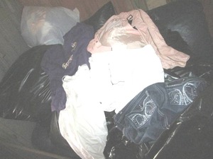 PLETHORA of name brand mens and wo...