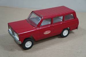 Vintage Tonka Jeep Wagoneer Truck