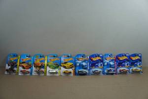 10 Hot Wheels