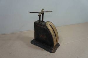 Vintage Vienna Scale