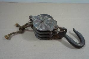 Antique Cast Iron Pulley Block