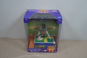 Hasbro Starting Lineup Stadium Stars Derek Jeter Action Figure