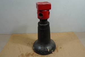 Antique Cast Iron Screw Jack