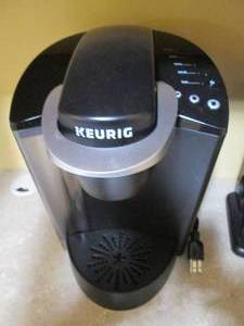 KEURIG Single brew coffee maker...