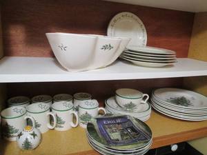 Spode Christmas Tree holiday servin...