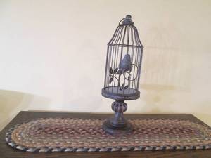 Very Heavy Bird in a pedestal Cage ...