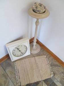 Shabby Chick style 26in pedestal ca...