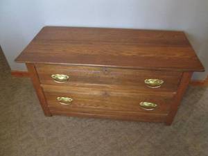 Vintage 2-Drawer dresser made to tr...