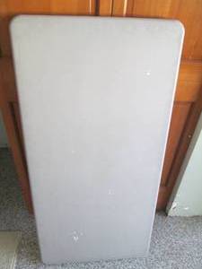4ft plastic surface. folding table...