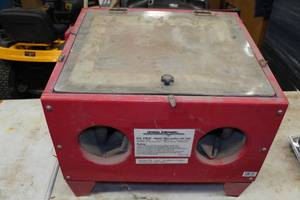 Central Pneumatic Abrasive Blast Cabinet