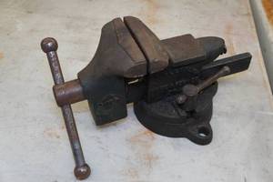 Littco No 900 Swivel Bench Vise