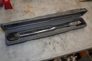 38 Drive Click Type Torque Wrench